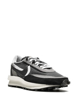 NIKE X SACAI LDV WAFFLE SNEAKERS