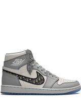NIKE X DIOR AIR JORDAN 1 RETRO HIGH SNEAKERS